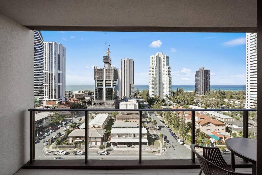 Broadbeach Apartment Level 10 With Beach Views Gold Coast Ngoại thất bức ảnh